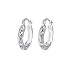 Women metal earrings in geometric electroplated style